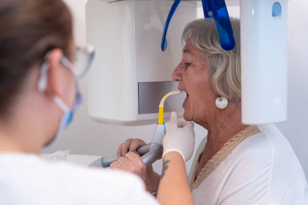 Best Cracked Tooth Emergency Dentist  in Hamilton, MO